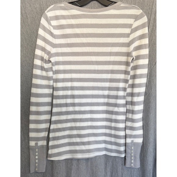 Vanity Y2K Thermal Top Grey White Striped Button Cuff Scoop Neck Womens M - Picture 3 of 7